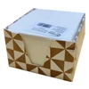 Kép 2/6 - Kockatömb FORTUNA 9x9x6 cm mintás tartóban fehér
