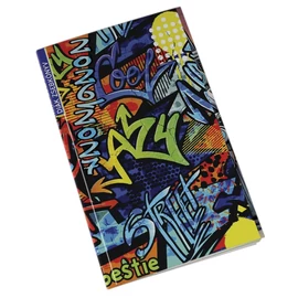 Diák zsebkönyv REALSYSTEM papírborító 125x205mm graffiti 2025-2026
